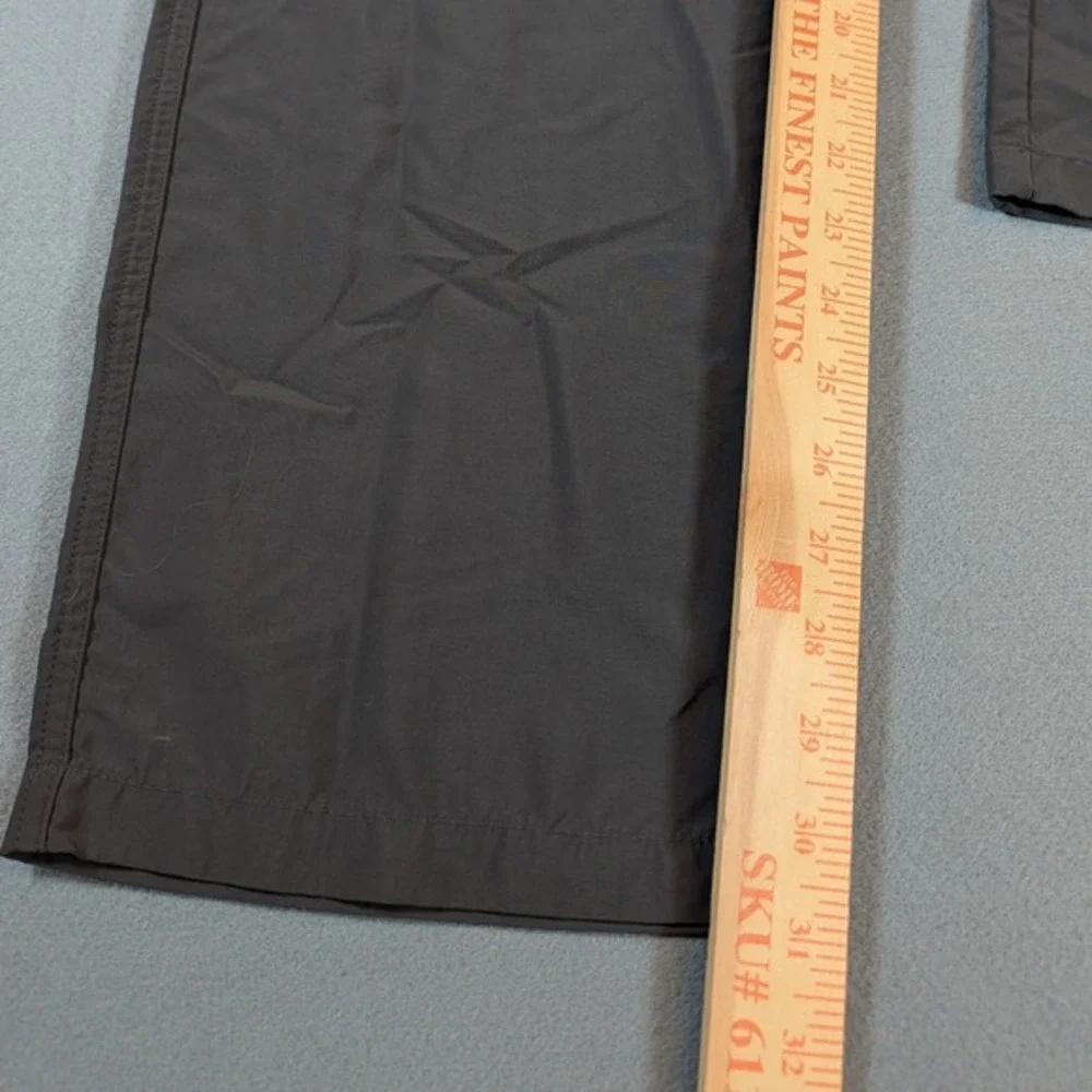Mountain Hardwear Men's Convertible Hiking Pants Zip Off Cargo‎ Grey Size 33x32